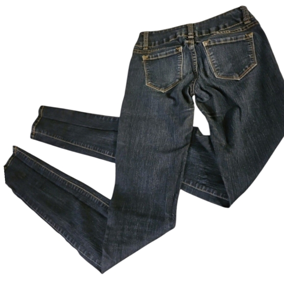 PIPERS CLOSET JUNIORS SZ 1 TALL SKINNY JEANS - Picture 3 of 6